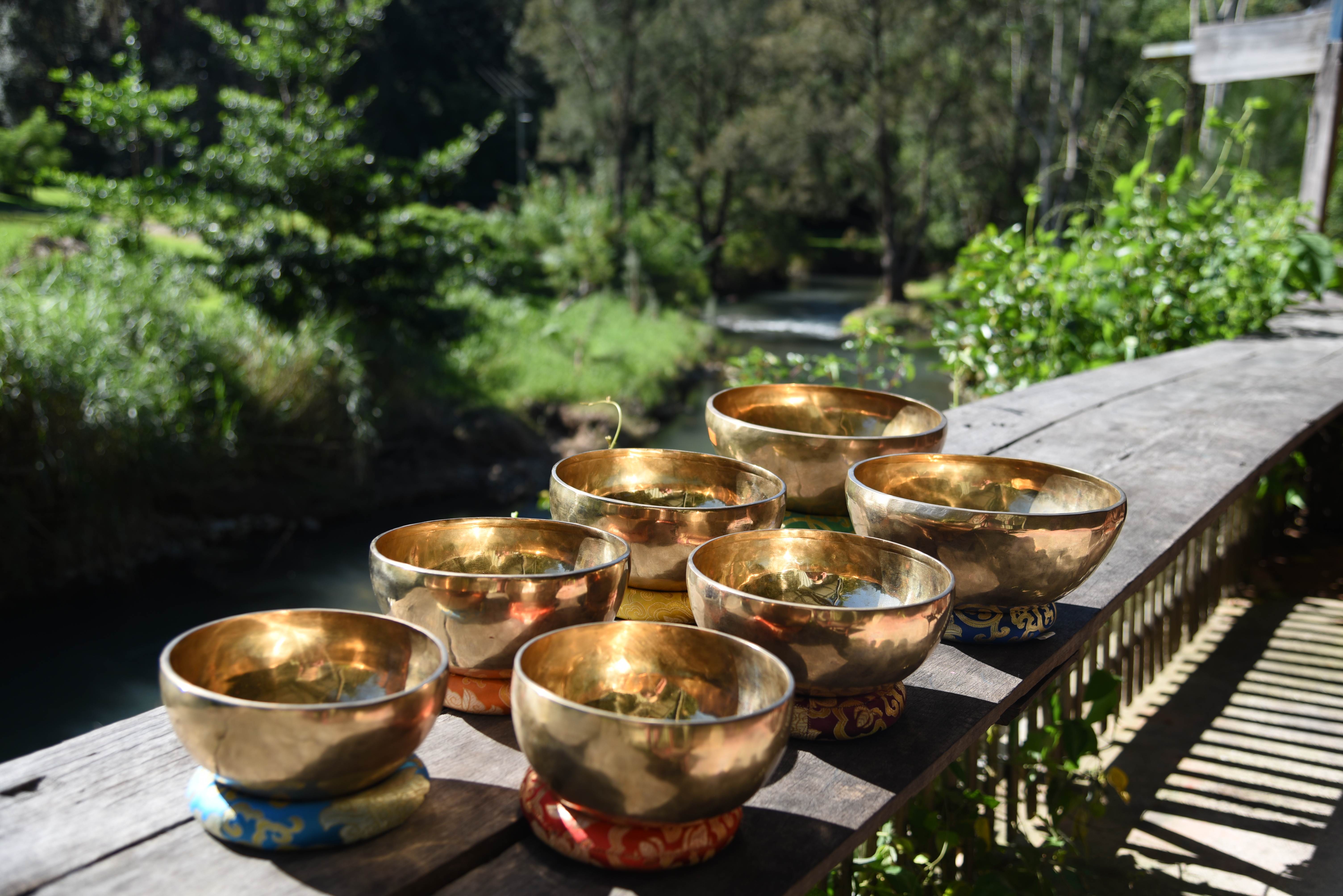 Tibetan Singing Bowl Set – Complete 7-Bowl Chakra Healing Collection view 4
